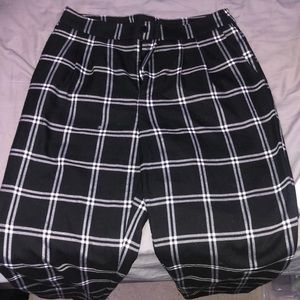 Forever 21 Large Loose Plad pants